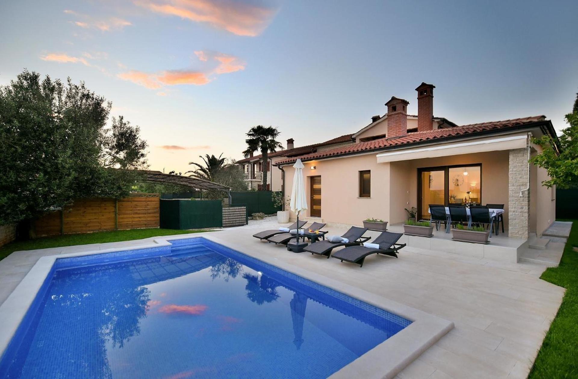 Ferienhaus Mit Privatpool Fuer 6 Personen Ca 100 Qm In Galizana, Istrien Istrische Riviera Экстерьер фото